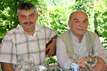 Bodrogi Gyula a St�szi Vad�sz �tteremben Ill�s N�meth Istv�n tulajdonos oldal�n